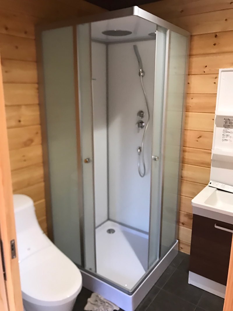 シャワールーム